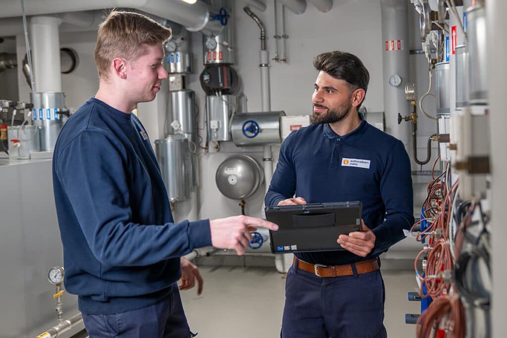 Anlagenmechaniker sichern 2026 die Energieversorgung der Region – krisensicherer Job.